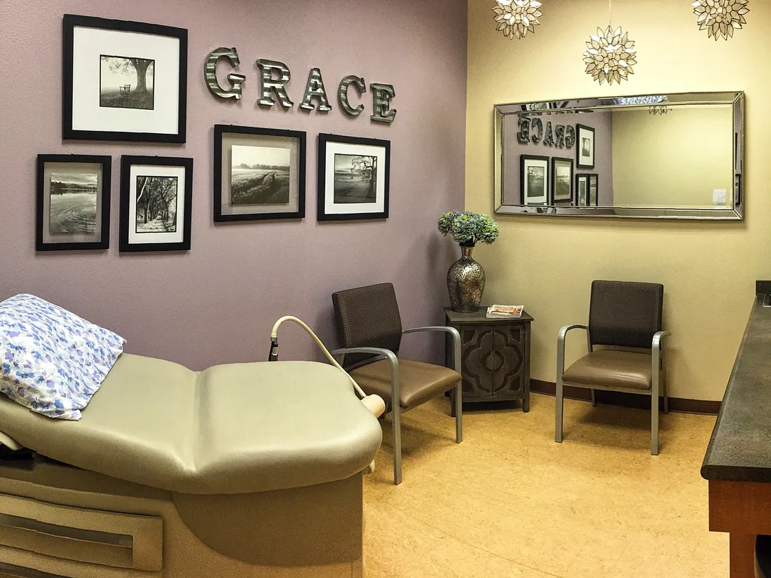 Painted interior at Selah Women's Health in Redding, California
