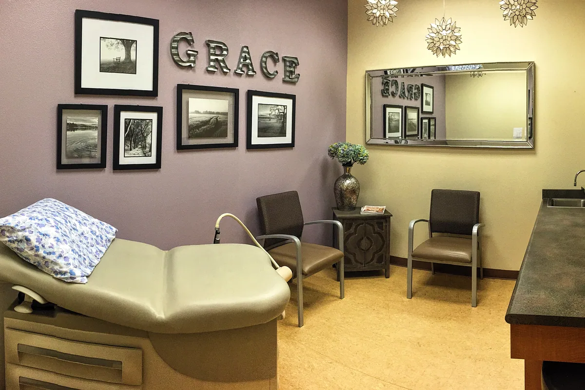 Painted interior at Selah Women's Health in Redding, California